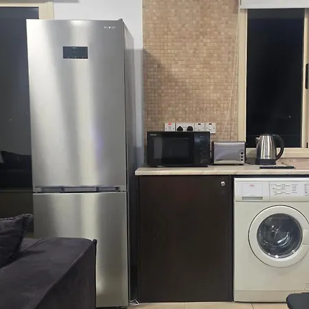 Lilac Deluxe -breakbooking Cy *