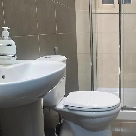 Апартаменты Lilac Deluxe -breakbooking Cy