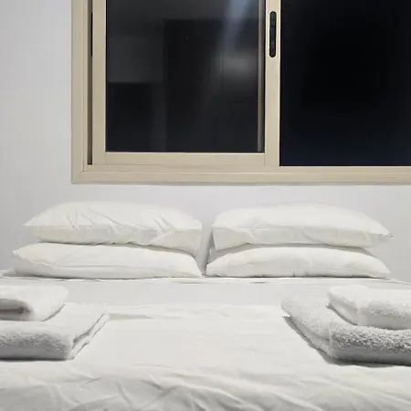 Lilac Deluxe -breakbooking Cy * Лимасол